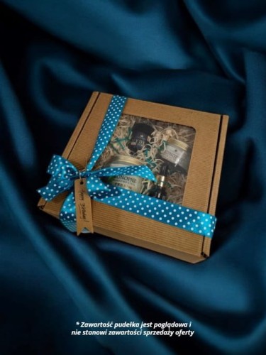 Pudełko prezentowe Eko szare karton z fali z recyklingu z oknem 20x20x10 cm_Zapakuj na prezen2.jpg