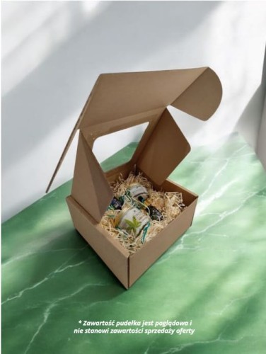Pudełko prezentowe Eko szare karton z fali z recyklingu z oknem 20x20x10 cm_Zapakuj na prezent_6.jpg