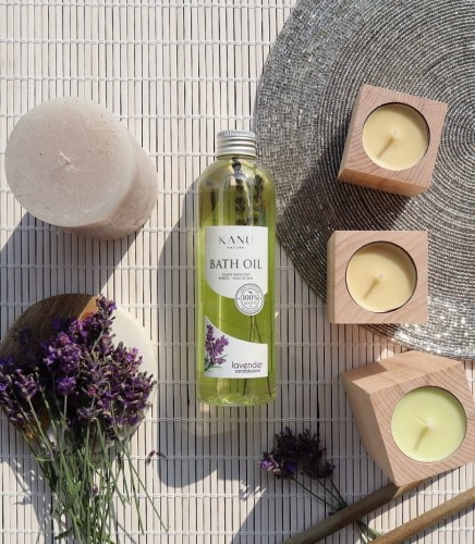 Olejek do kąpieli 250ml Lawenda i drzewo sandałowe.1.jpg