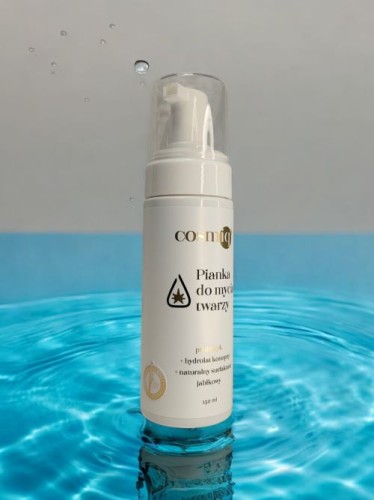 Probiotyczna pianka konopna do demakijażu twarzy Cosmiq 150 ml_1.jpg