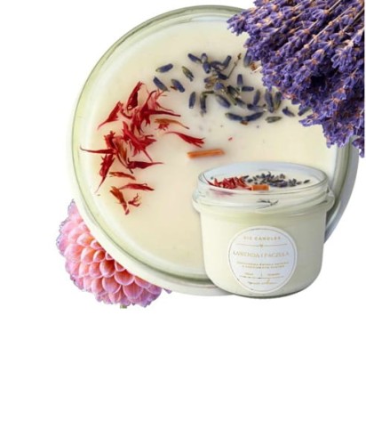 Świeca sojowa z drewnianym knotem Lawenda paczula Sis Candles.jpg