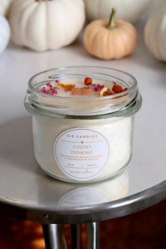 Naturalna świeca sojowa z drewnianym knotem Ciasto dyniowe SIS Candles_5.jpg