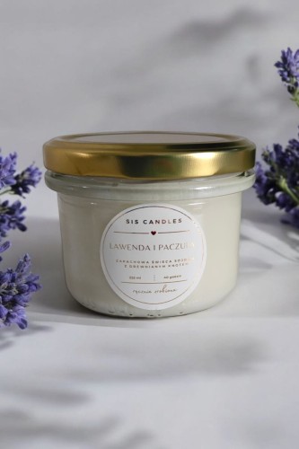 Świeca sojowa z drewnianym knotem Lawenda Paczula Sis Candles_6.jpg