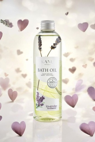 Olejek do ciała i kąpieli Kanu Nature w Laguni Lawenda Drzewo sandałowe_3.jpg