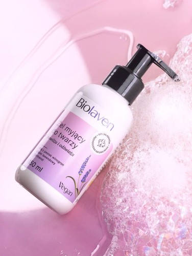 Oczyszczający żel do mycia twarzy BIOLAVEN 150 ml_3.jpg