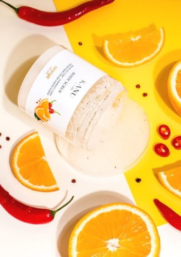 Peeling do ciała Pomarańcza z chili 350 g Kanu Nature.jpg