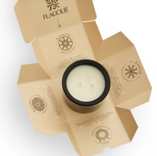 Flagoli Świeca sojowa ISIS Witchcraft_laguni.jpg