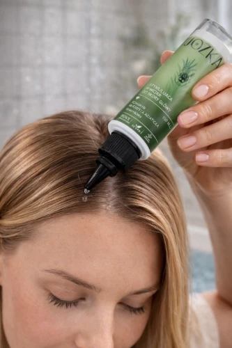 Wcierka do skóry głowy Jozka_laguni_1.jpg