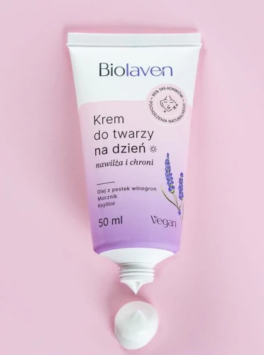 Pielęgnacyjny krem do twarzy na dzień BIOLAVEN 50 ml.jpg