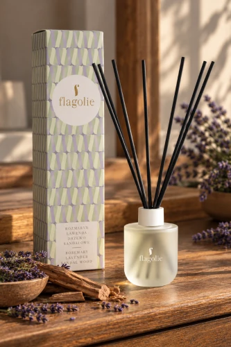 Dyfuzor  z patyczkami|Perfumy dla domu Hygge ROZMARYN, LAWENDA, DRZEWO SANDAŁOWE 100 ml Flagolie
