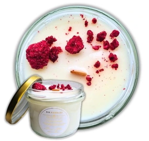 Świeca sojowa Prosecco z Malinami z drewnianym knotem 235 ml Sis.jpg