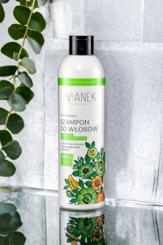 Normalizujący szampon do włosów Vianek 300 ml.jpg